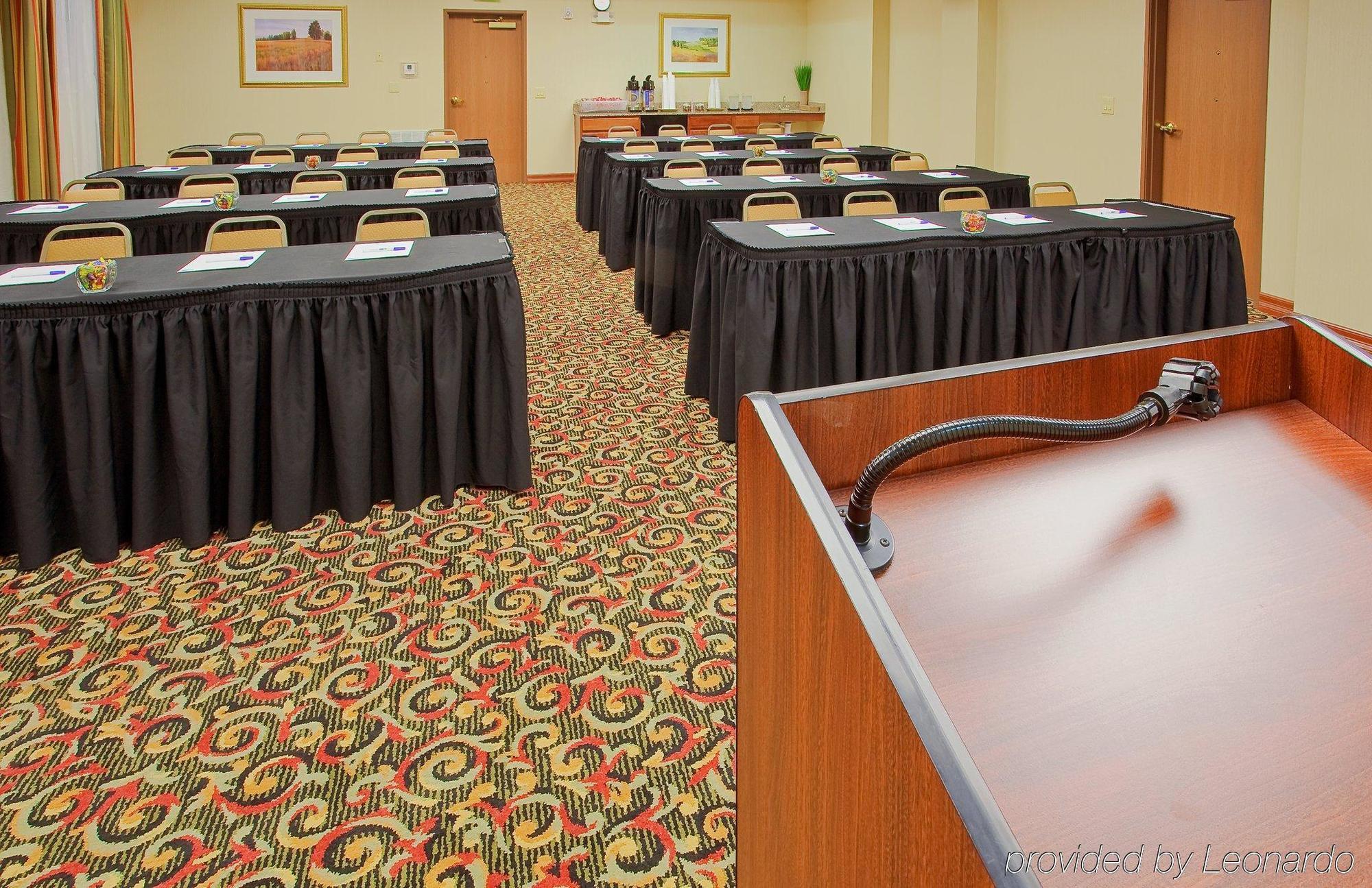 Holiday Inn Express & Suites Fort Worth - Fossil Creek By Ihg Facilidades foto